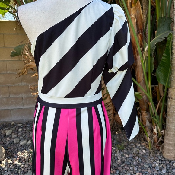 NY & C O striped one shoulder jumpsuit, blk/wht & hot pink, size medium wide leg - Picture 10 of 11